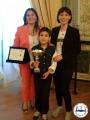 Poesia Padre Pino Puglisi 2013: Genualdi Emilio con l'insegnante Grazia Cascio e fiduciaria della Scuola Pr Elisa Cefalù