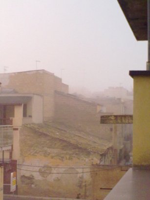 Alta pressione, cala la nebbia a Palermo