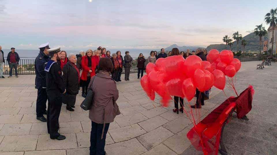 Una nuova targa per la panchina Rossa di Altavilla Milicia