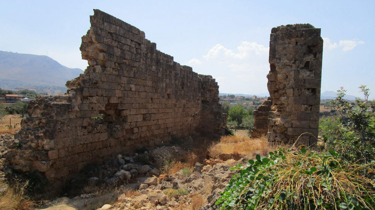 I ruderi della Chiesa di Santa Maria di Campogrosso in un documentario di una emittente nipponica