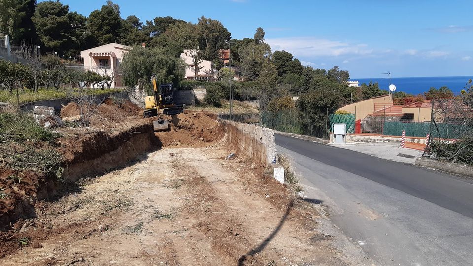 Iniziati i lavori a Cala Sciabica. Opera strategica volta al miglioramento della circolazione e della sicurezza stradale