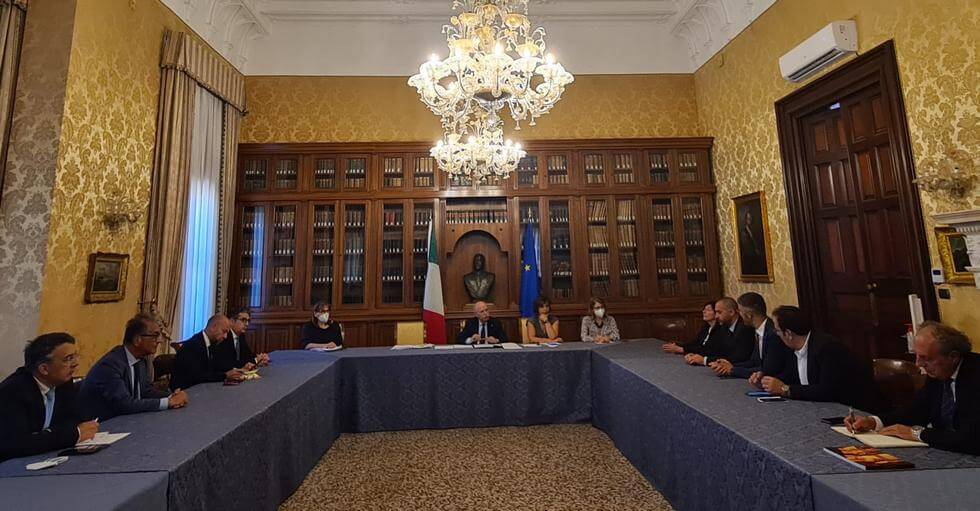 Il Prefetto Forlani incontra i sindaci dei comuni della provincia