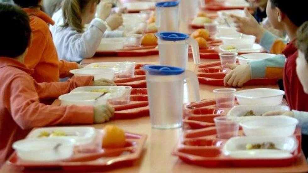 Le scuole, elementare e media, saranno presto dotate dei locali mensa