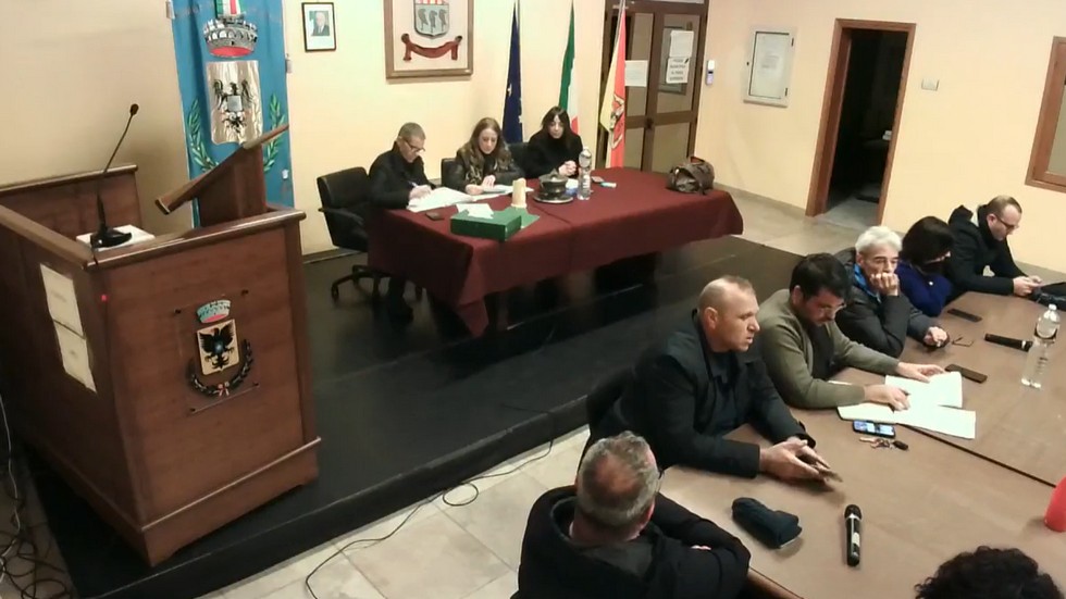 Consiglio Comunale, via libera a fondi per via Loreto e il complesso di Campogrosso