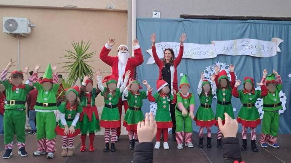 Grande partecipazione al Mercatino di Natale organizzato dall�Istituto Comprensivo