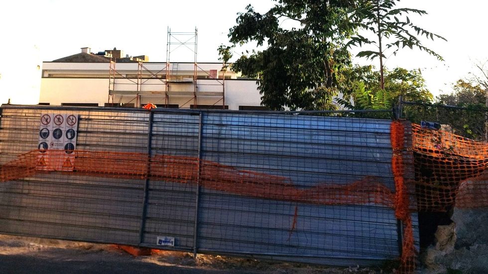 Ritardi nellesecuzione dei lavori di Scuola per linfanzia. Il sindaco assicura che a ottobre saranno completati