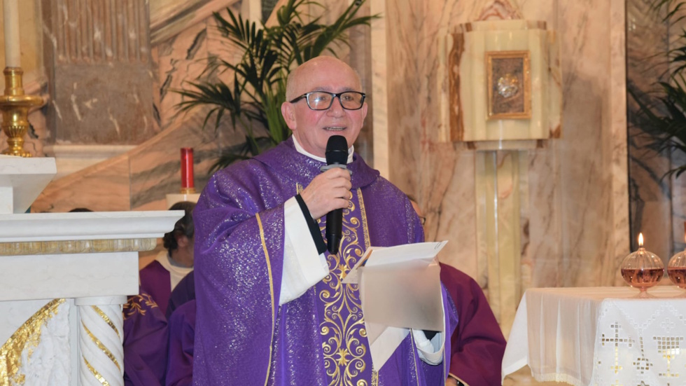 Altavilla celebra i 50 anni di sacerdozio di Mons. Benedetto Genualdi