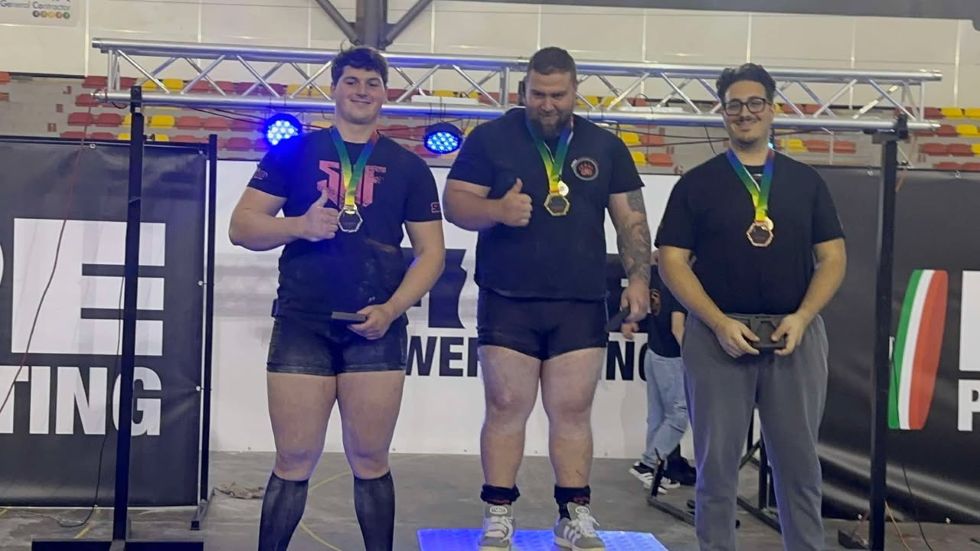 Pesistica, Francesco Paolo Parisi vince a Giarre nella +120 kg
