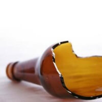 Ad Altavilla Milicia vietata la vendita di bevande in bottiglie e bicchieri di vetro nelle serate d'estate