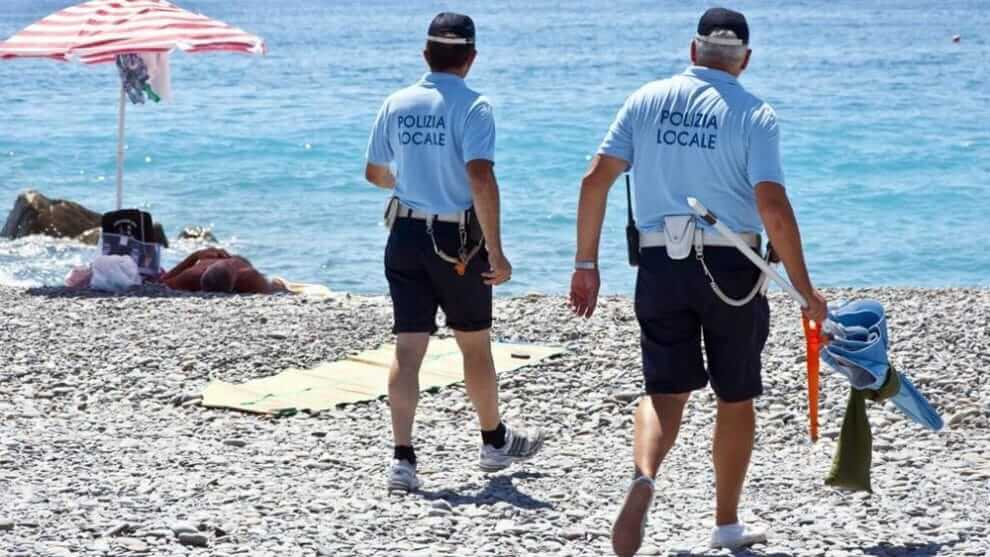 Tre nuovi agenti di polizia locale per lestate 2025